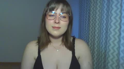 Clara online show from June 22, 6:38 pm