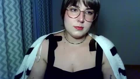 Clara online show from July 12, 6:43 pm