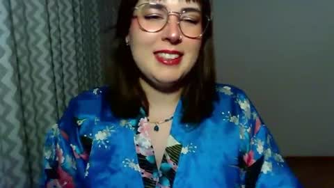 Clara online show from July 23, 7:01 pm