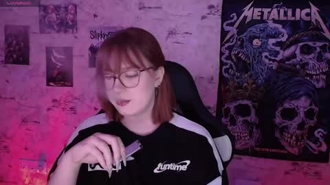 Clarissa online show from May 4, 8:16 pm