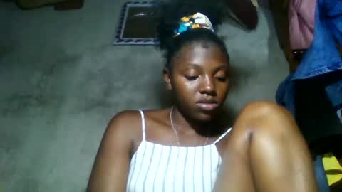 clarisse98 online show from April 20, 12:30 pm