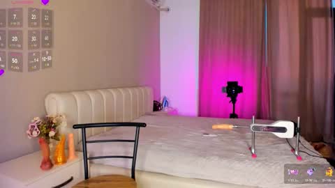 Yumi online show from November 7, 1:00 pm