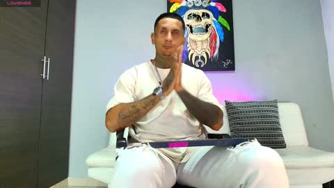 Juanpaindependent model online show from February 8, 12:39 pm