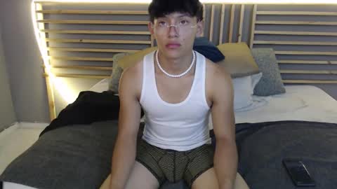 clar online show from February 26, 10:53 pm