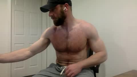 Snapshot of clarkecock chatting on February 10, 2:32 pm Clarke Cock online show from February 10, 2:32 pm