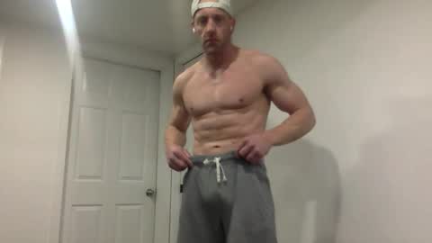 Snapshot of clarkecock chatting on February 19, 4:47 pm Clarke Cock online show from February 19, 4:47 pm