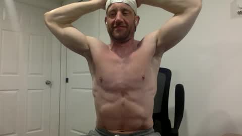 Snapshot of clarkecock chatting on February 27, 3:28 am Clarke Cock online show from February 27, 3:28 am