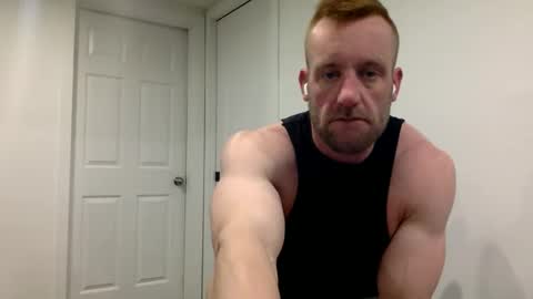 Snapshot of clarkecock chatting on February 28, 12:50 pm Clarke Cock online show from February 28, 12:50 pm