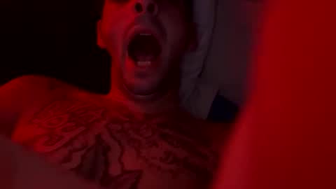 clarkshammer95 online show from December 4, 11:02 pm