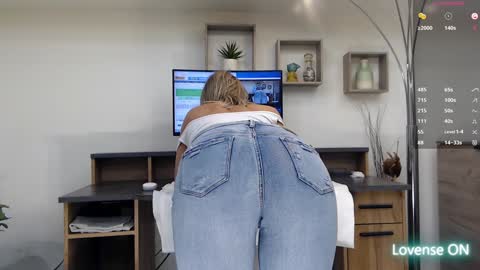 Deea xxx online show from January 31, 1:33 am