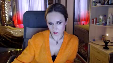 classyinna online show from February 19, 9:49 am