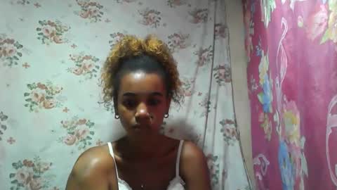 claudianne online show from December 18, 5:24 am