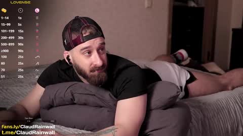 Snapshot of claudrainwall chatting on February 18, 11:52 pm Claud online show from February 18, 11:52 pm