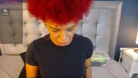 Anastasia Owen online show from December 30, 8:04 pm