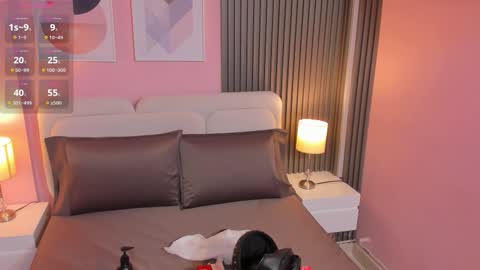 clauwdeen  wolf online show from December 14, 8:02 pm