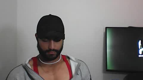 Snapshot of claybrown_ chatting on February 3, 1:37 am Clay online show from February 3, 1:37 am