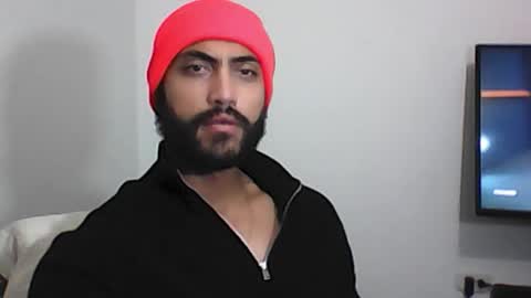 Snapshot of claybrown_ chatting on February 7, 2:37 am Clay online show from February 7, 2:37 am