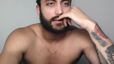 Snapshot of claybrown_ chatting on February 11, 8:47 pm Clay online show from February 11, 8:47 pm