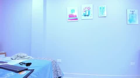 Clayr online show from February 12, 8:29 pm