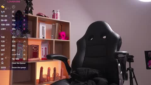 Snapshot of cleeoadams_ chatting on February 2, 5:06 am Cleo Adams online show from February 2, 5:06 am