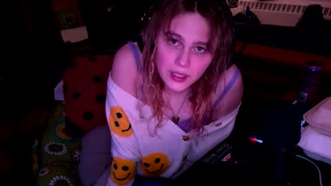 clemie32677 online show from December 1, 2:05 am