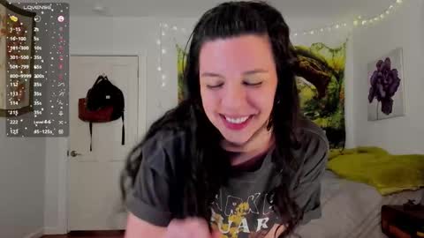 Snapshot of cleo_cam chatting on January 9, 2:47 am Cleo Schedule Updates online show from January 9, 2:47 am