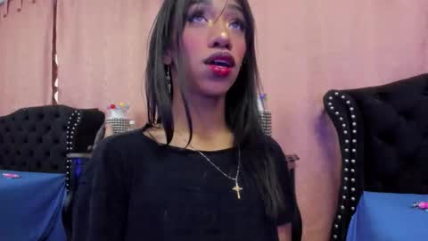 Snapshot of cleo_escobar chatting on February 16, 1:18 pm Cleo online show from February 16, 1:18 pm