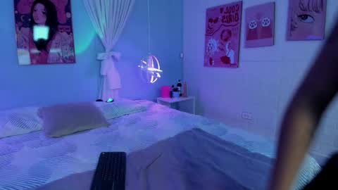 Snapshot of cleo_foxx chatting on February 3, 11:37 am Cleo online show from February 3, 11:37 am