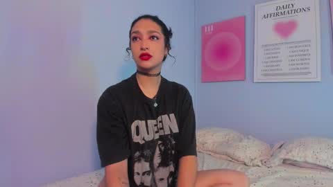 Snapshot of cleo_foxx chatting on February 7, 2:54 pm Cleo online show from February 7, 2:54 pm