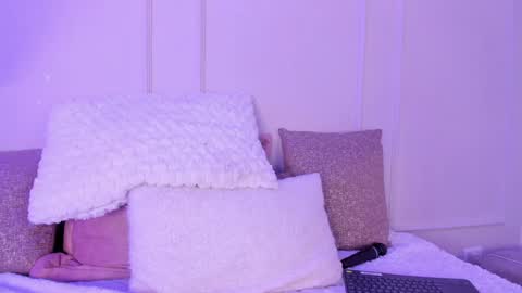 . Cleo Jhonson . online show from January 9, 8:03 am