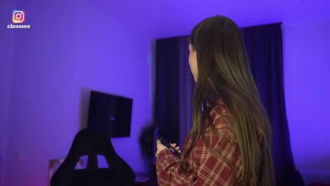 Cleo online show from March 5, 7:04 am