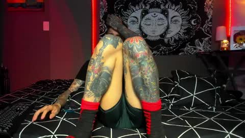 cleo y maikol online show from April 5, 3:47 am