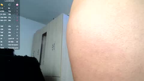 Snapshot of clermontt chatting on February 16, 2:00 pm clermontt online show from February 16, 2:00 pm