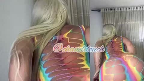 Snapshot of clermontt chatting on March 7, 5:17 pm clermontt online show from March 7, 5:17 pm