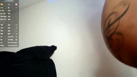 Snapshot of clermontt chatting on March 8, 1:57 pm clermontt online show from March 8, 1:57 pm