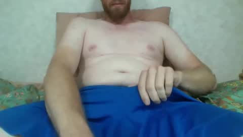 Snapshot of clifford434 chatting on November 2, 4:15 am clifford434 online show from November 2, 4:15 am