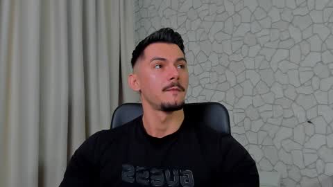 Snapshot of clintmasterss chatting on January 26, 5:56 am ClintMasterss online show from January 26, 5:56 am