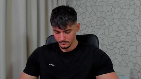 Snapshot of clintmasterss chatting on February 4, 5:10 am ClintMasterss online show from February 4, 5:10 am