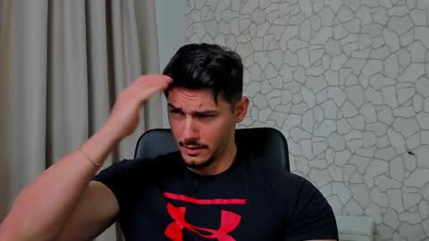 Snapshot of clintmasterss chatting on February 17, 6:31 am ClintMasterss online show from February 17, 6:31 am