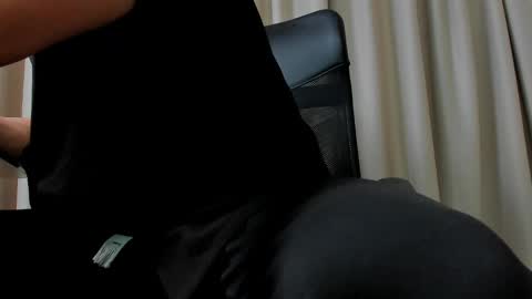 Snapshot of clintmasterss chatting on March 7, 10:24 am ClintMasterss online show from March 7, 10:24 am