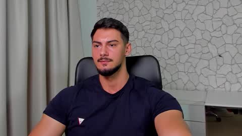 Snapshot of clintmasterss chatting on November 19, 5:29 am ClintMasterss online show from November 19, 5:29 am