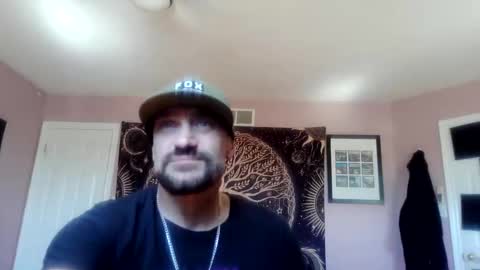 Snapshot of clintwood12 chatting on May 31, 2:57 pm chad online show from May 31, 2:57 pm