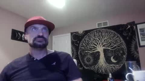 Snapshot of clintwood12 chatting on June 6, 4:28 am chad online show from June 6, 4:28 am