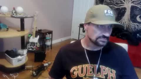 Snapshot of clintwood12 chatting on June 7, 5:27 pm chad online show from June 7, 5:27 pm