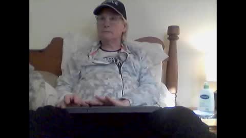 clitboy658752 online show from March 9, 6:23 pm