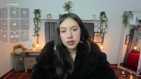 Snapshot of cloe_7 chatting on July 3, 8:26 pm cloe_7 online show from July 3, 8:26 pm
