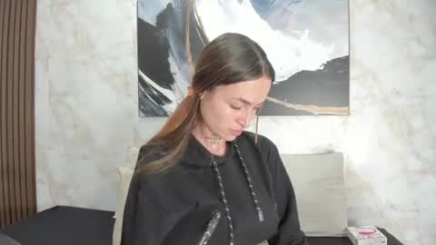 Snapshot of cloe_amazingg chatting on June 10, 3:07 am Cloe online show from June 10, 3:07 am