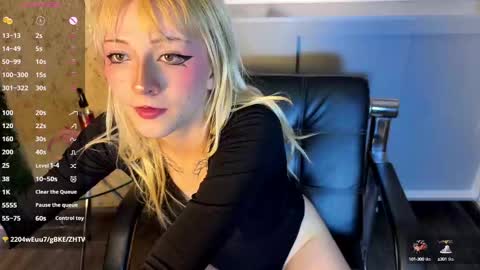  CLOE  online show from September 11, 8:53 pm