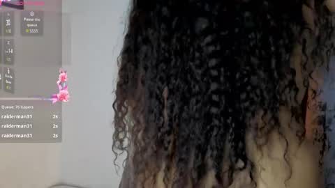 Snapshot of cloebunny_ chatting on April 6, 4:46 am Cloe Bunny online show from April 6, 4:46 am