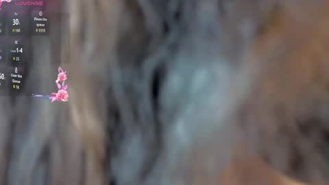 Snapshot of cloebunny_ chatting on April 28, 2:27 am Cloe Bunny online show from April 28, 2:27 am